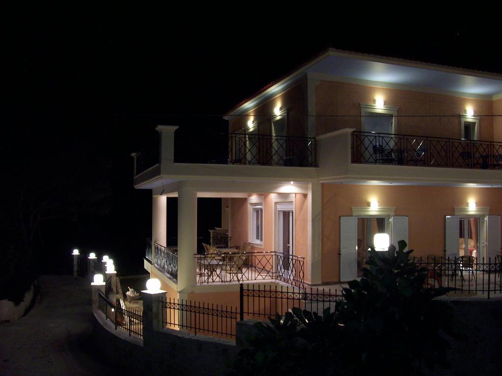 Lazaratos Hotel Kouvalata Exterior photo